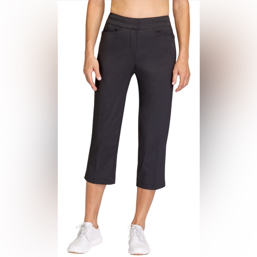 360 by Tail WOMENS golf capris. Size 14. Black